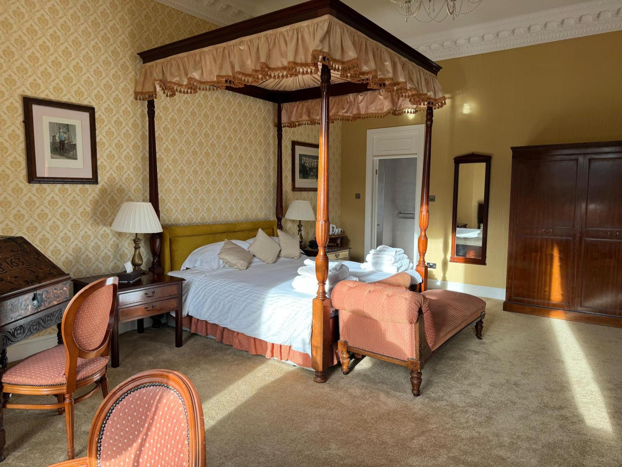 Tre-Ysgawen Hall & Spa Llangefni Exterior foto